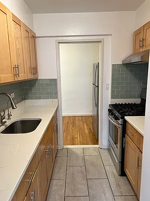 Rented by Strictly Realty Inc | media 21