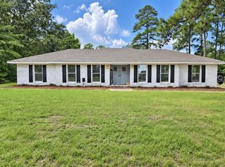 559 Inlet Rd, Eufaula, AL 36027