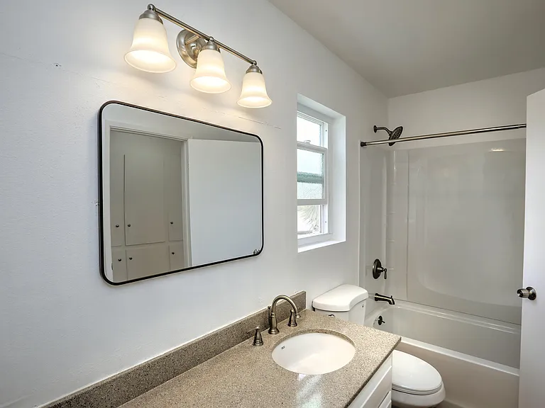 7392 Elmhurst Pl — Photo 17