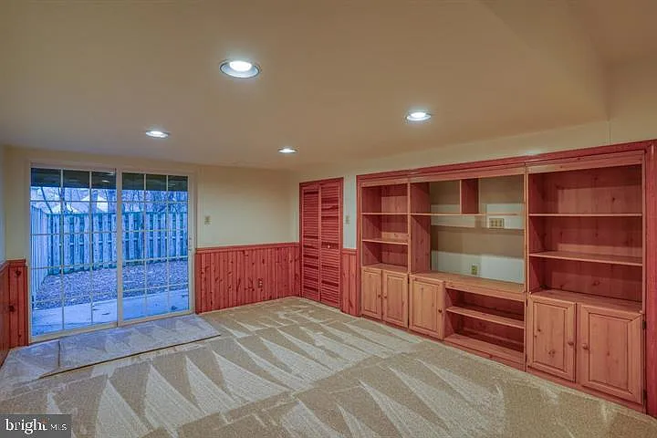 807 Stockbridge Dr — Photo 12