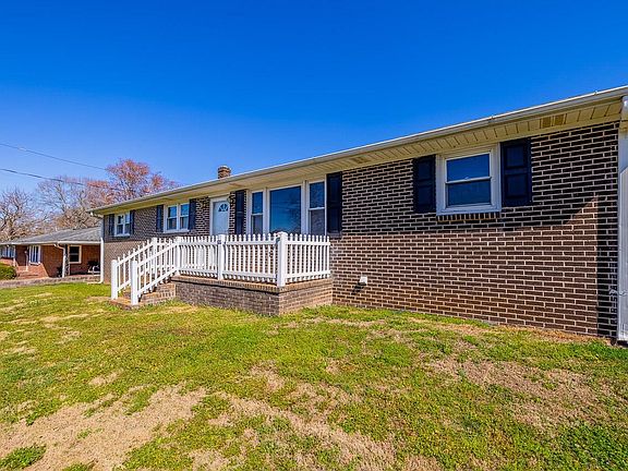 2nd image of 102 Wildrose Ln