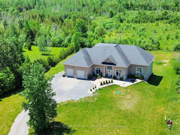 195 Stonewood Dr, Beckwith, ON K7C 3P2