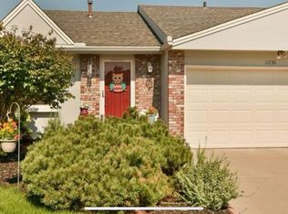 11736 Ruggles Cir, Omaha, NE 68164
