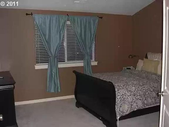 4th image of 3603 NE 42nd Way
