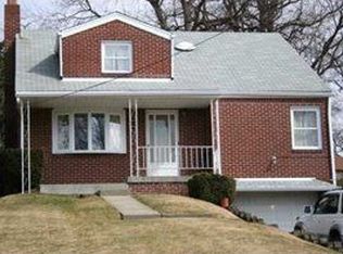 518 Coal Valley Rd, Clairton, PA 15025