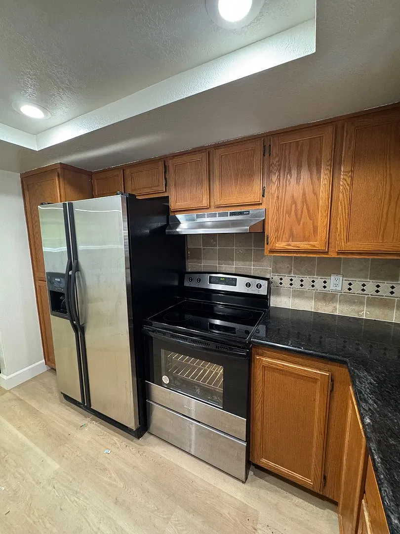 Ground Floor, Single Story 2-Bedroom 2-Bath Condo with Pool Access! — Photo 3