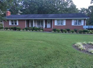 803 River St, Iva, SC 29655