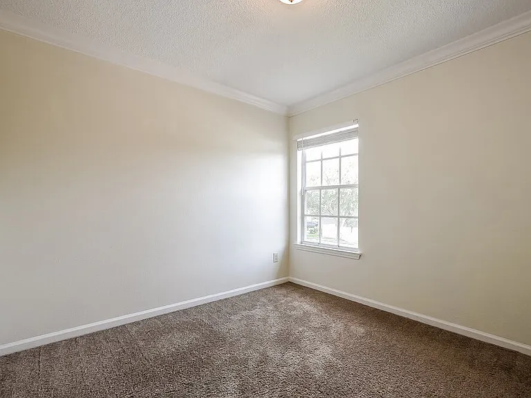 1412 Oberlin Ter — Photo 16