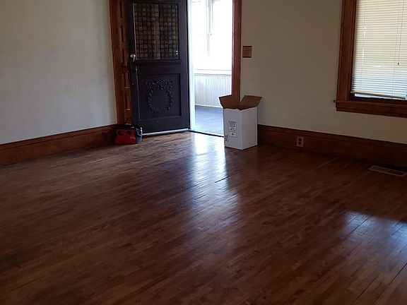3rd image of 4241 Humboldt Ave N