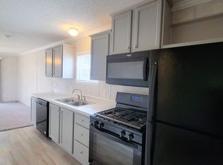 17 E Arizona #17, Belleville, MI 48111