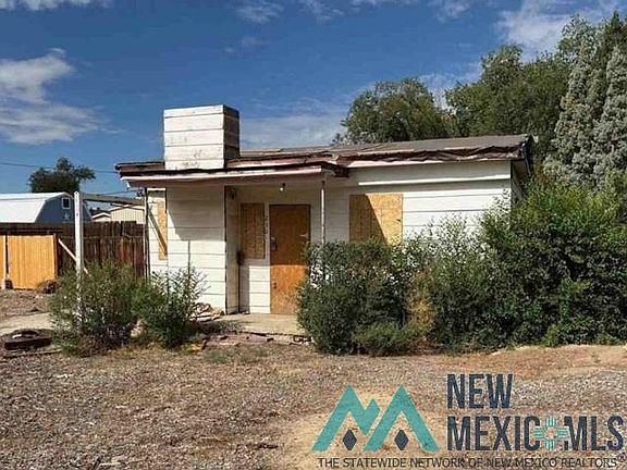 2nd image of 2301 N Huntzinger Ave