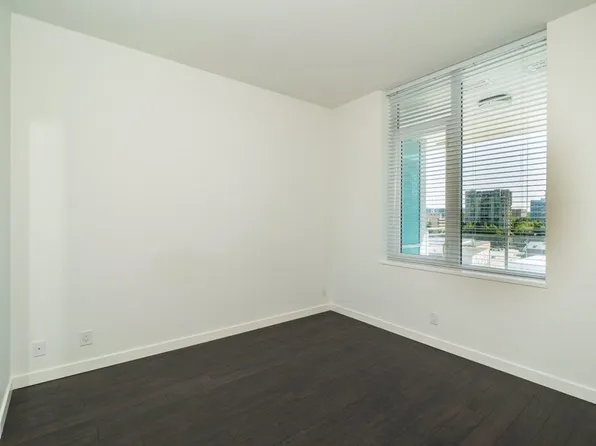 7688 Alderbridge Way #905, Richmond, BC V6X 0P7