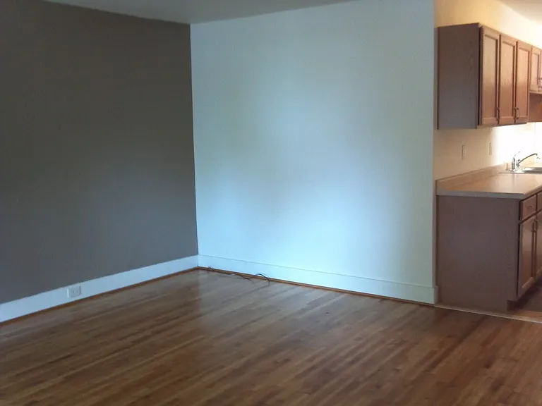 716 Chippewa St #716 — Photo 5