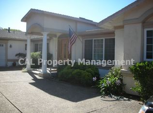15216 Century Oak Rd, Salinas, CA 93907