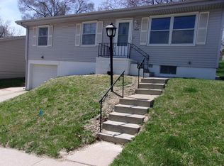 1404 S 10th St, Plattsmouth, NE 68048
