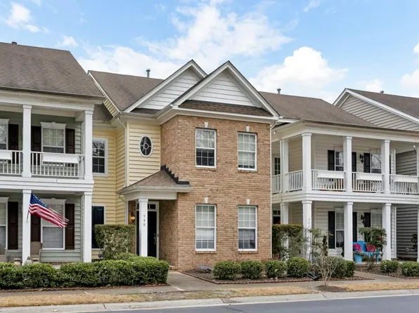 940 Sugar Oak Dr, Virginia Beach, VA 23462
