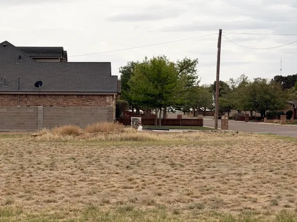 2301 Juniper Dr, Lamesa, TX 79331