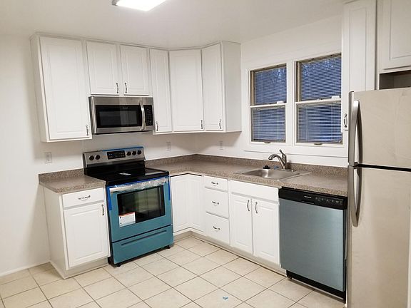 Completely renovated kitchen. All new appliances!