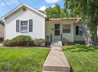 509 W Macarthur Ave, Bloomington, IL