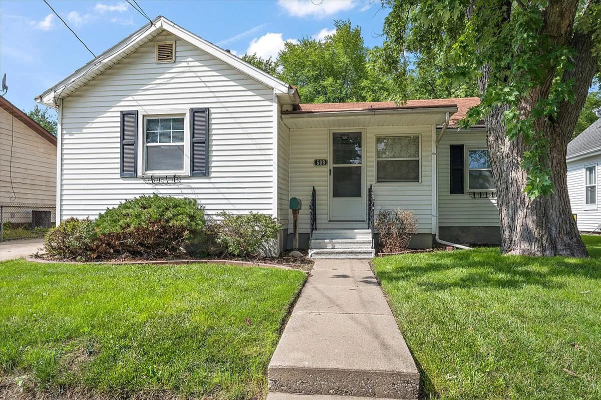 509 W Macarthur Ave photo 1