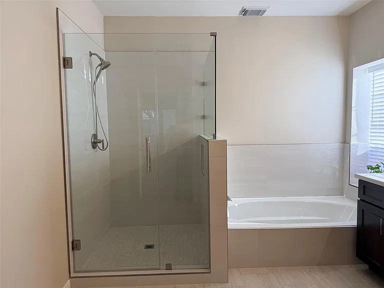 2201 Summer Reef Dr — Photo 21
