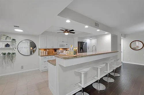 500 Egret Cir Photo 1