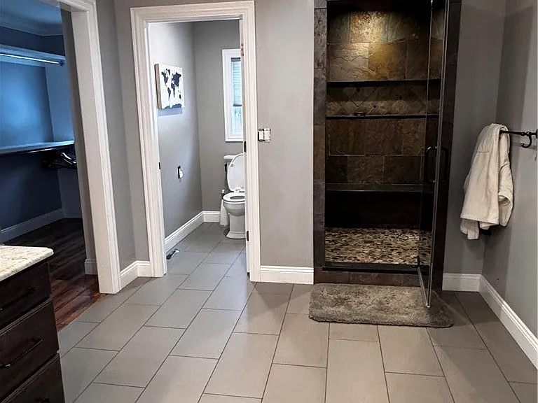 7633 Hidden Valley Dr — Photo 20