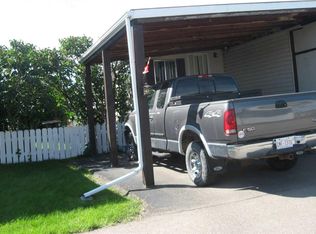 5853 4th St W #11, Claresholm, AB T0L0T0