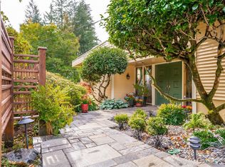 3905 Lakehills Dr SE, Olympia, WA
