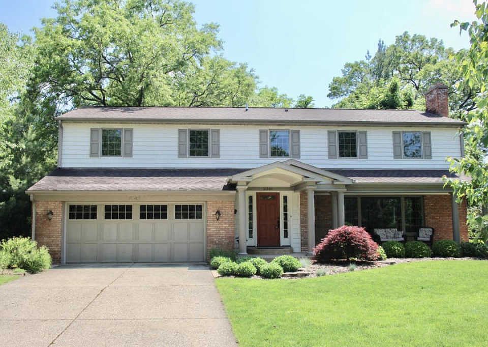 1st image of 2310 Oakwood Dr SE