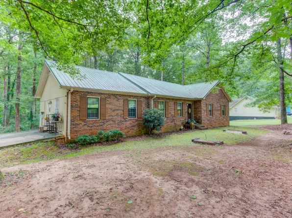 985 Honeysuckle Trl, Winder, GA 30680
