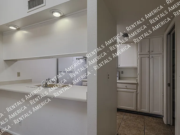 633 W Southern Ave #1179 — Photo 4