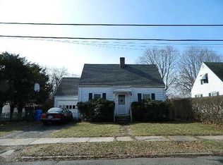 12 Greenhill Rd, Hamden, CT 06514