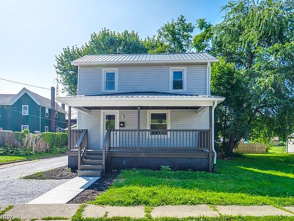 2nd image of 605 Chestnut St