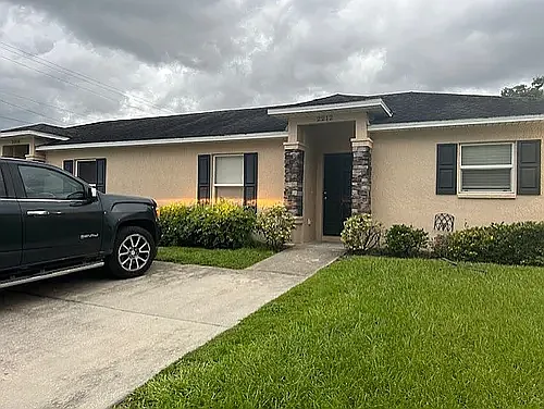 2 bed, 850 sqft, $1,300 — Photo 1