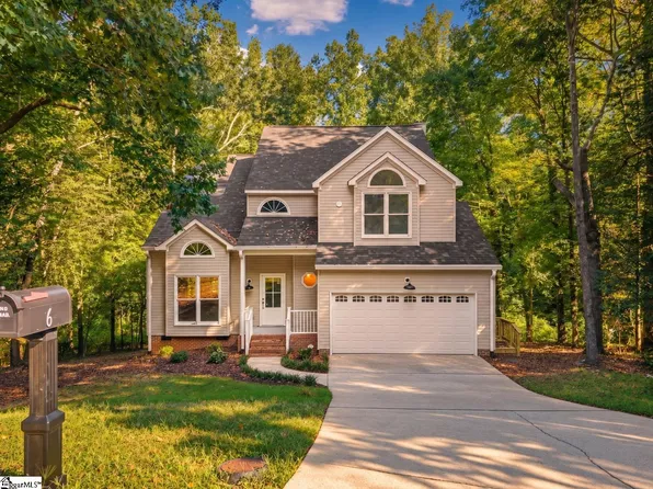6 Moss Spring Ct, Simpsonville, SC 29680