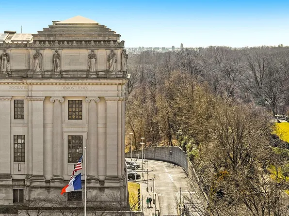 135 Eastern Pkwy APT 10I, Brooklyn, NY 11238