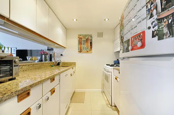 Rented by Owner | media 11