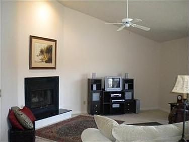 5th image of 250 N Crest Dr