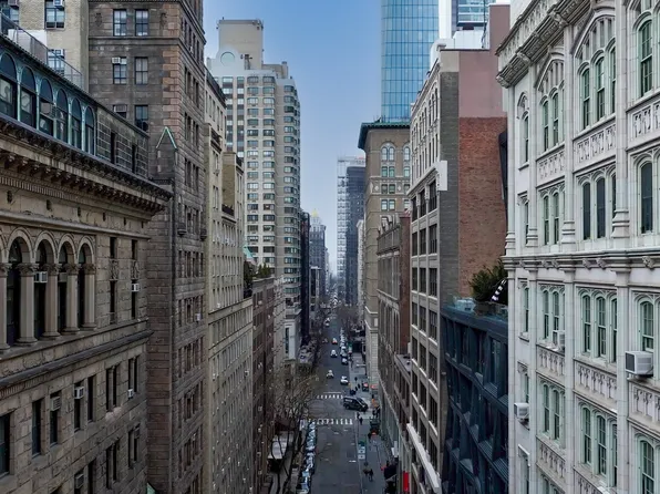 121 East 22nd Street S901 image 30 of 31