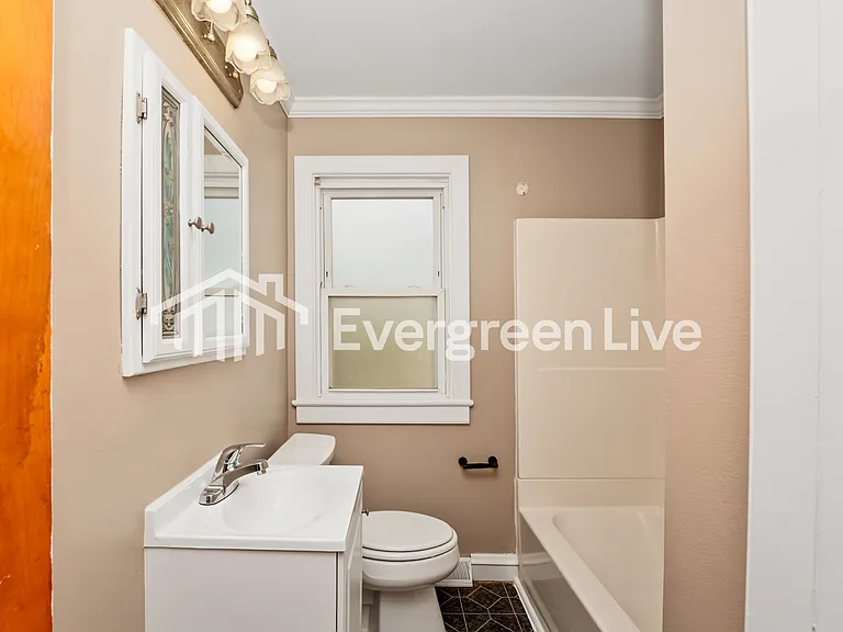 13762 Shady Oak Blvd — Photo 12