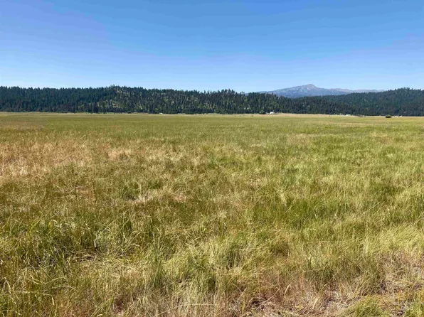 Spoor Dr, Cascade, ID 83611