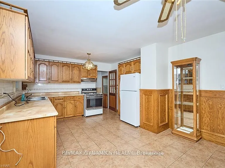 6299 Murray St — Photo 3