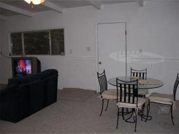 5th image of 215 Lakeview Dr