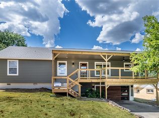 1847 N Woodland Ave, Fayetteville, AR 72703