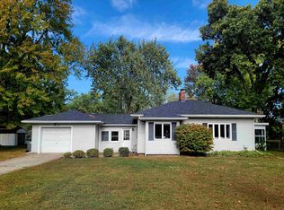 1205 E Reynolds St, Goshen, IN 46528