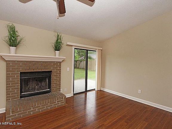 4th image of 8104 Great Valley Trl