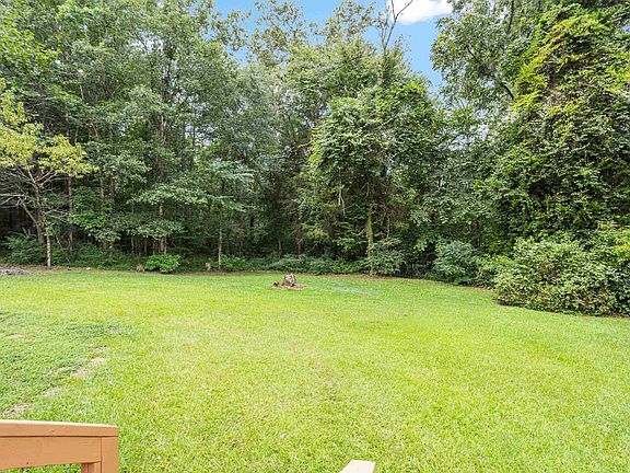 3rd image of 8550 Hidden Creek Dr
