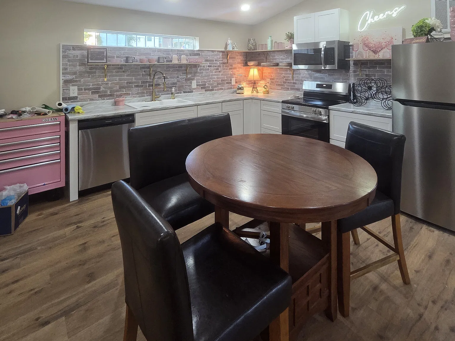 255 Benton Dr — Photo 3