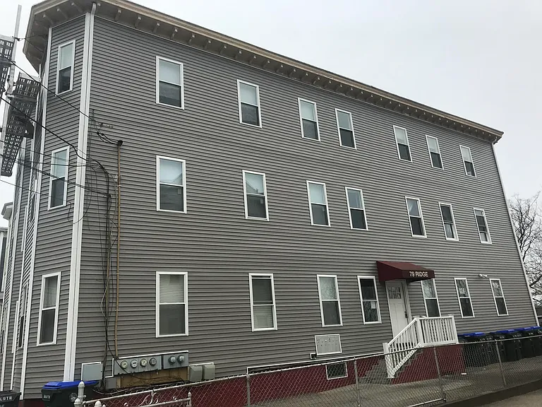 79 Ridge St #3R — Photo 9